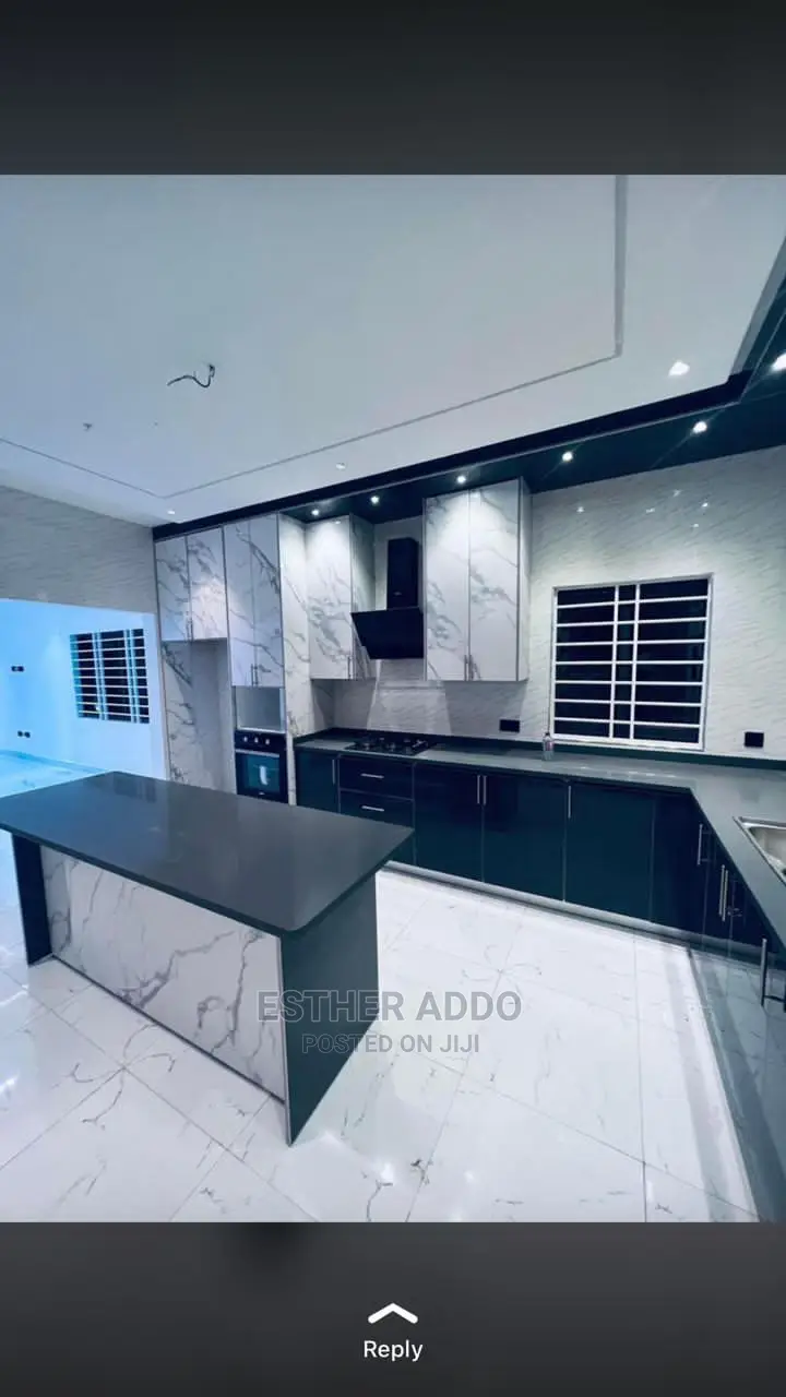 3bdrm House in Lake Side Estate for sale