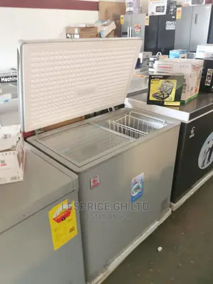 Superb Fairmate Chest Freezer 200L