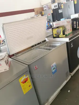 Fairmate Presentable Chest Freezer 200L