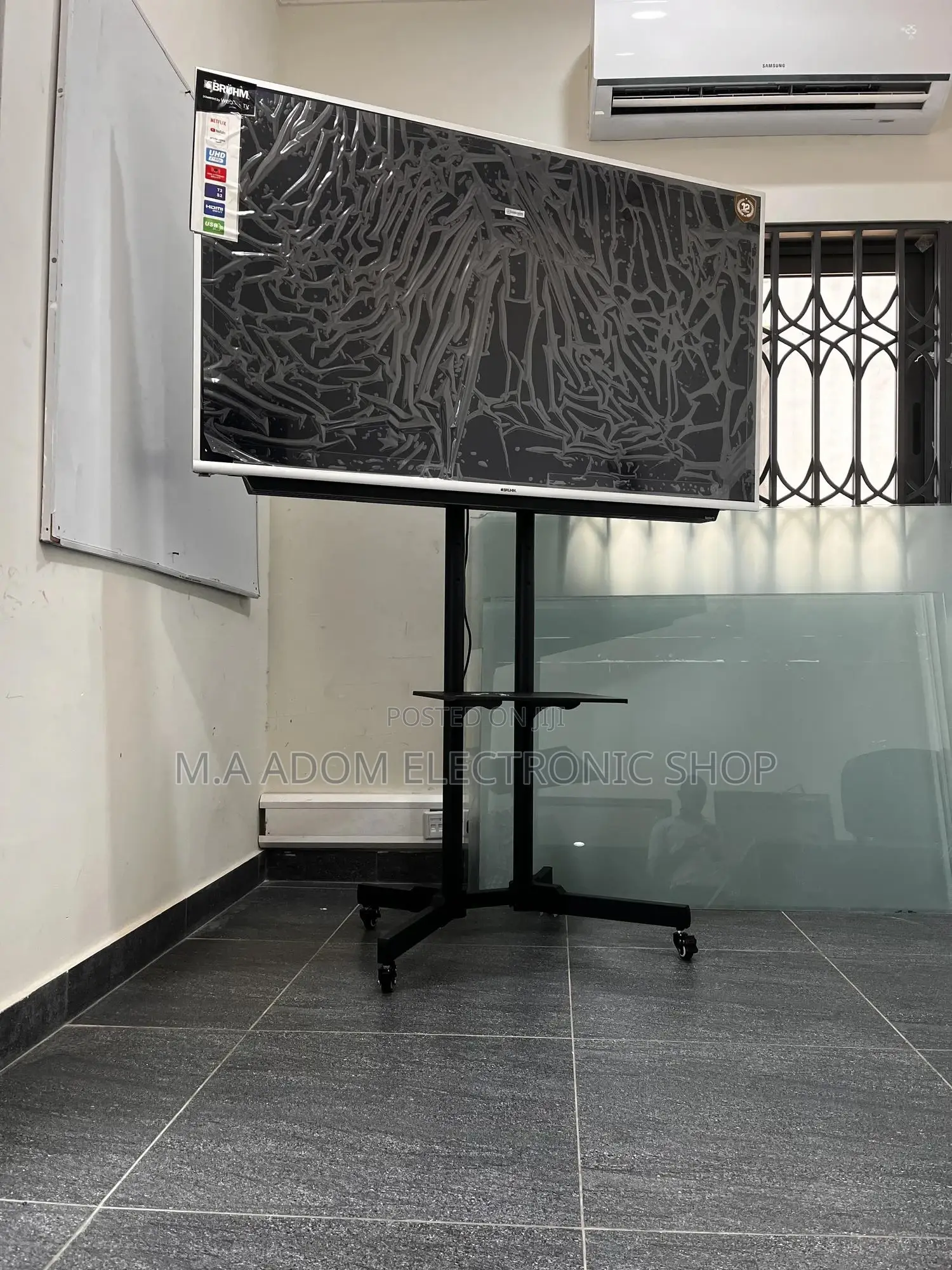 Change Your Tv Positions With Ease With This Tv Trolley