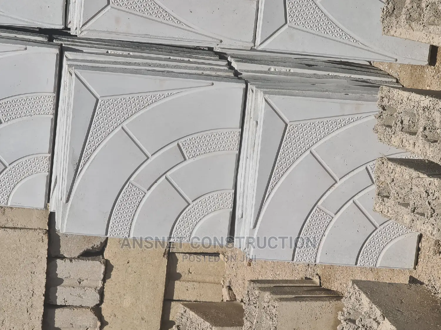 Outdoor Tiles for Driveway