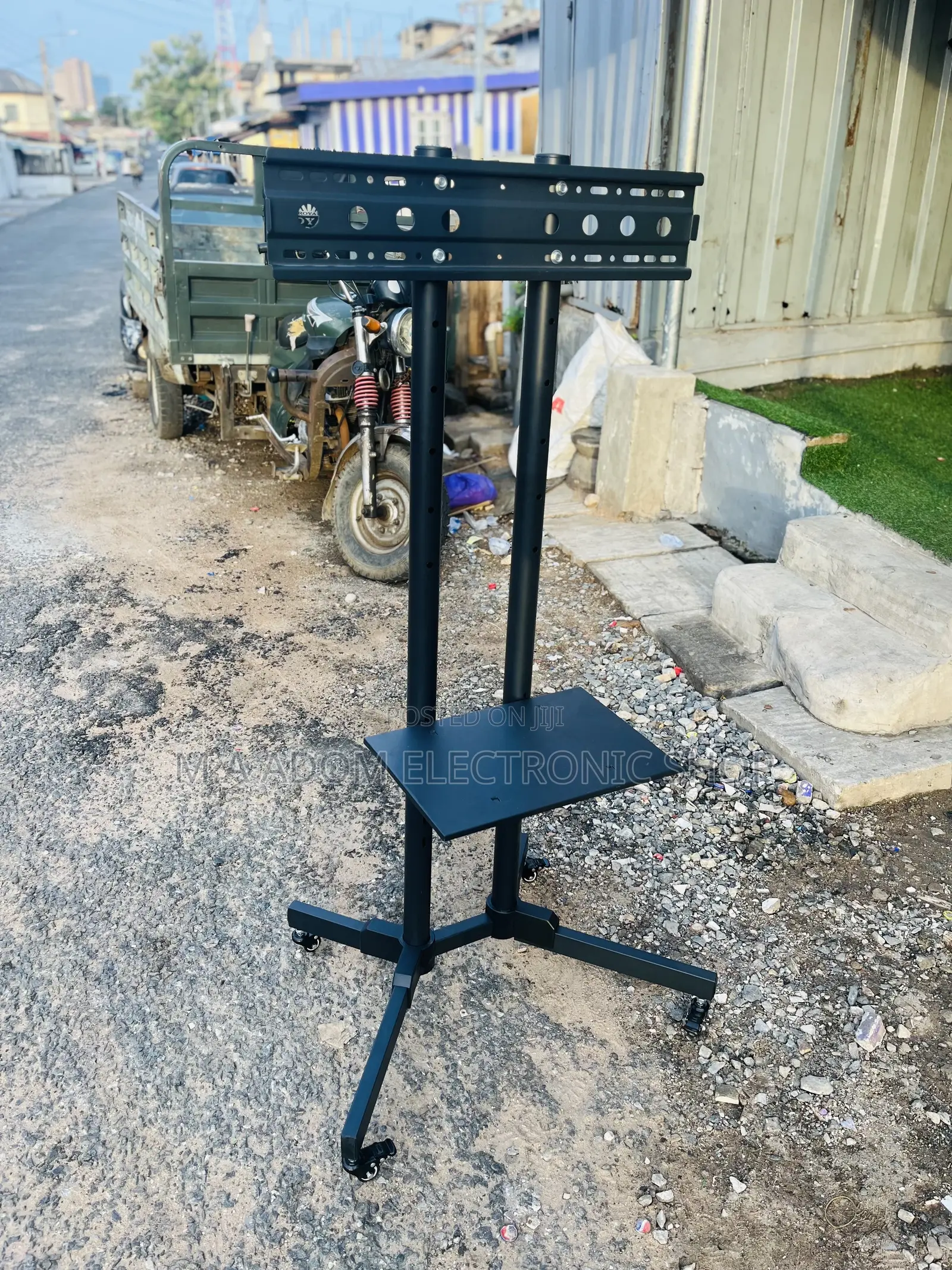 Black Anti Rust Movable Tv Stand 32”-70”