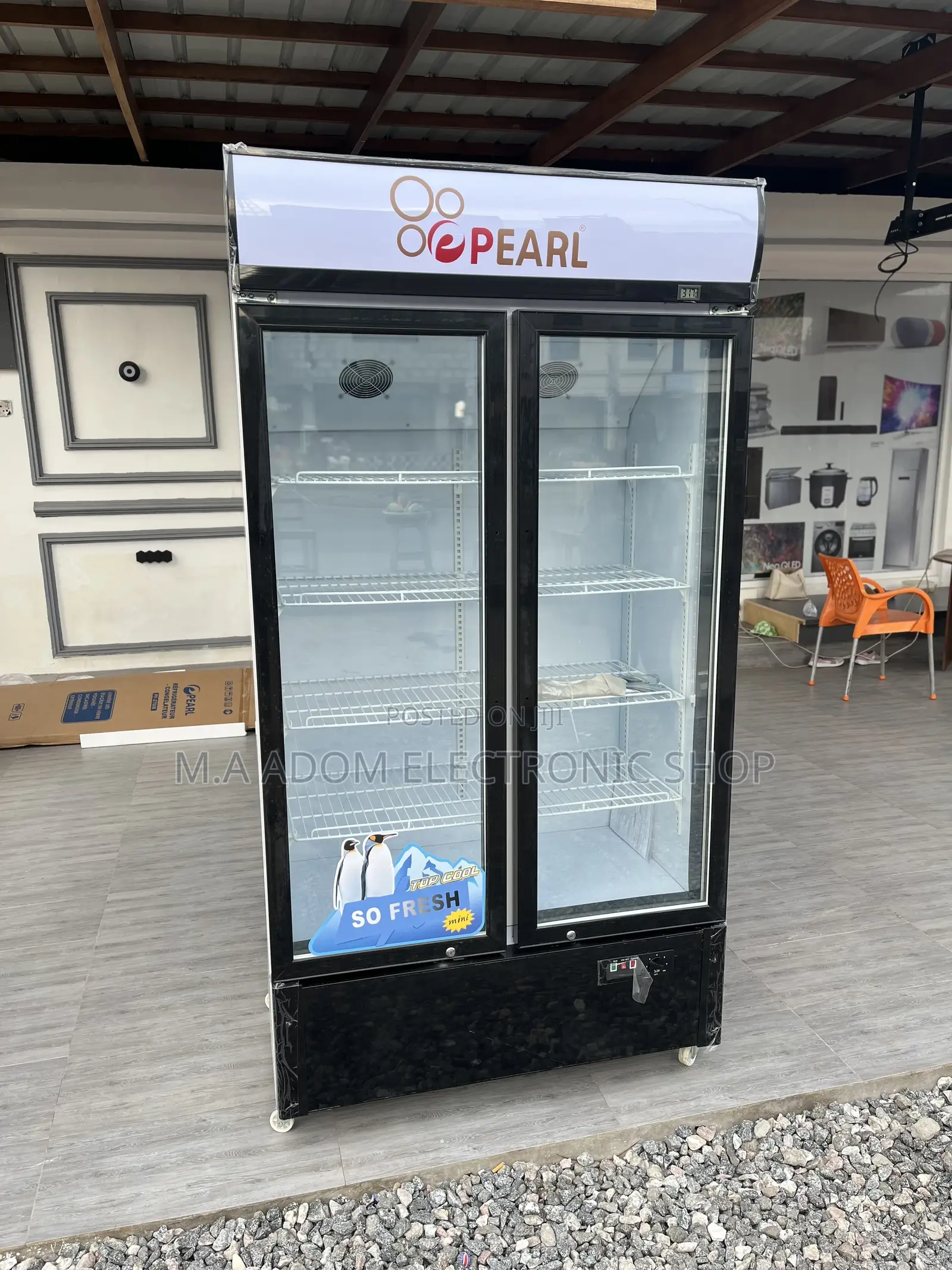 Automatic Fross Free Pearl 568 Litre Fridge for Drinks
