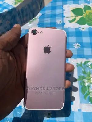 New Apple iPhone 7 128 GB Rose Gold