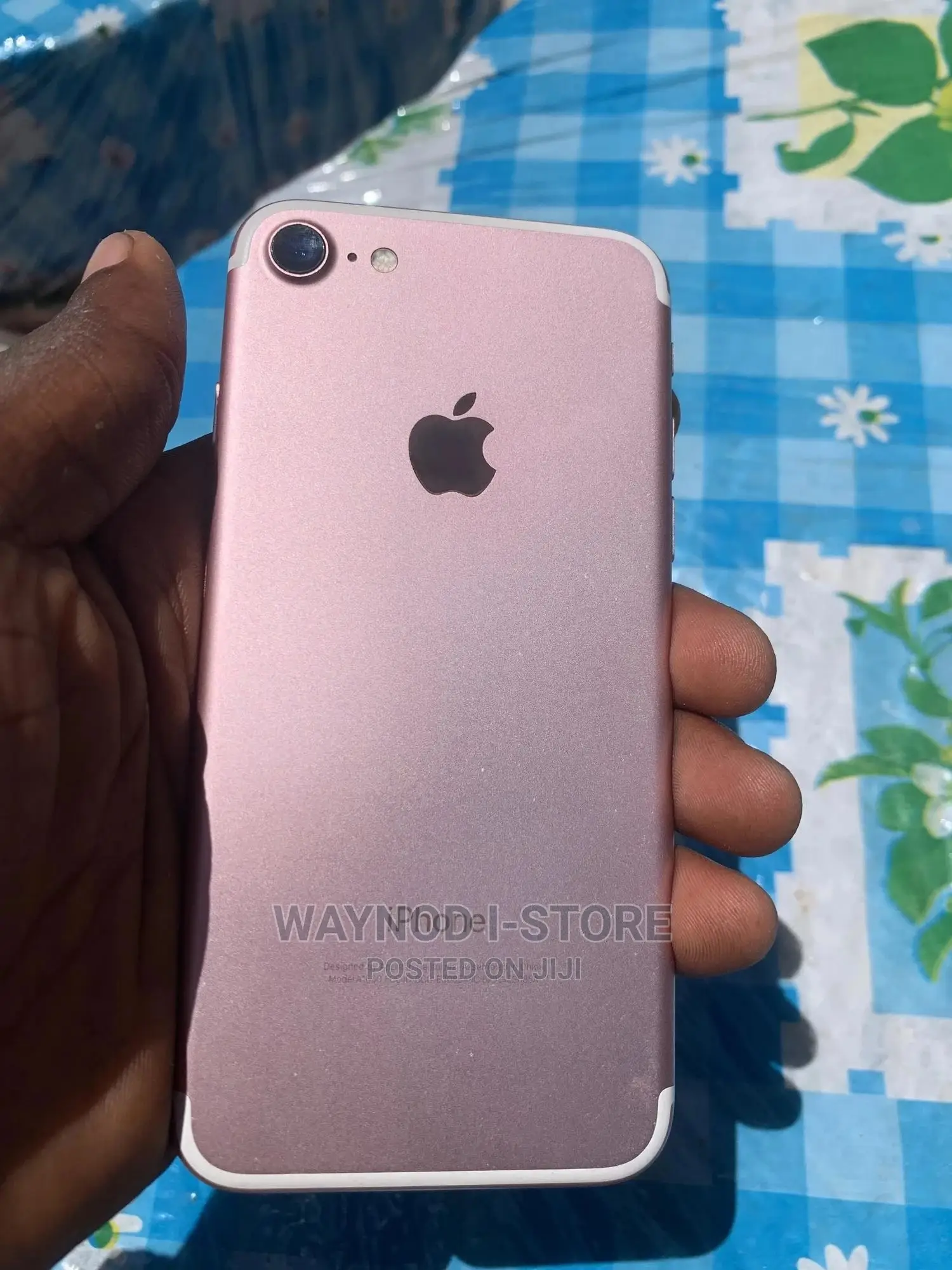 New Apple iPhone 7 128 GB Rose Gold