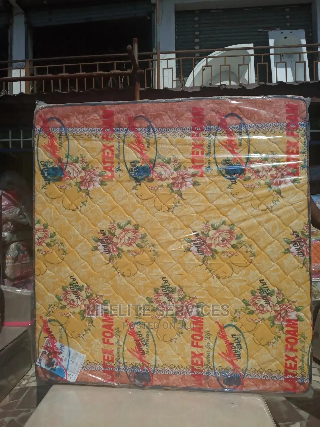 Queen Size Mattress 10 Inches