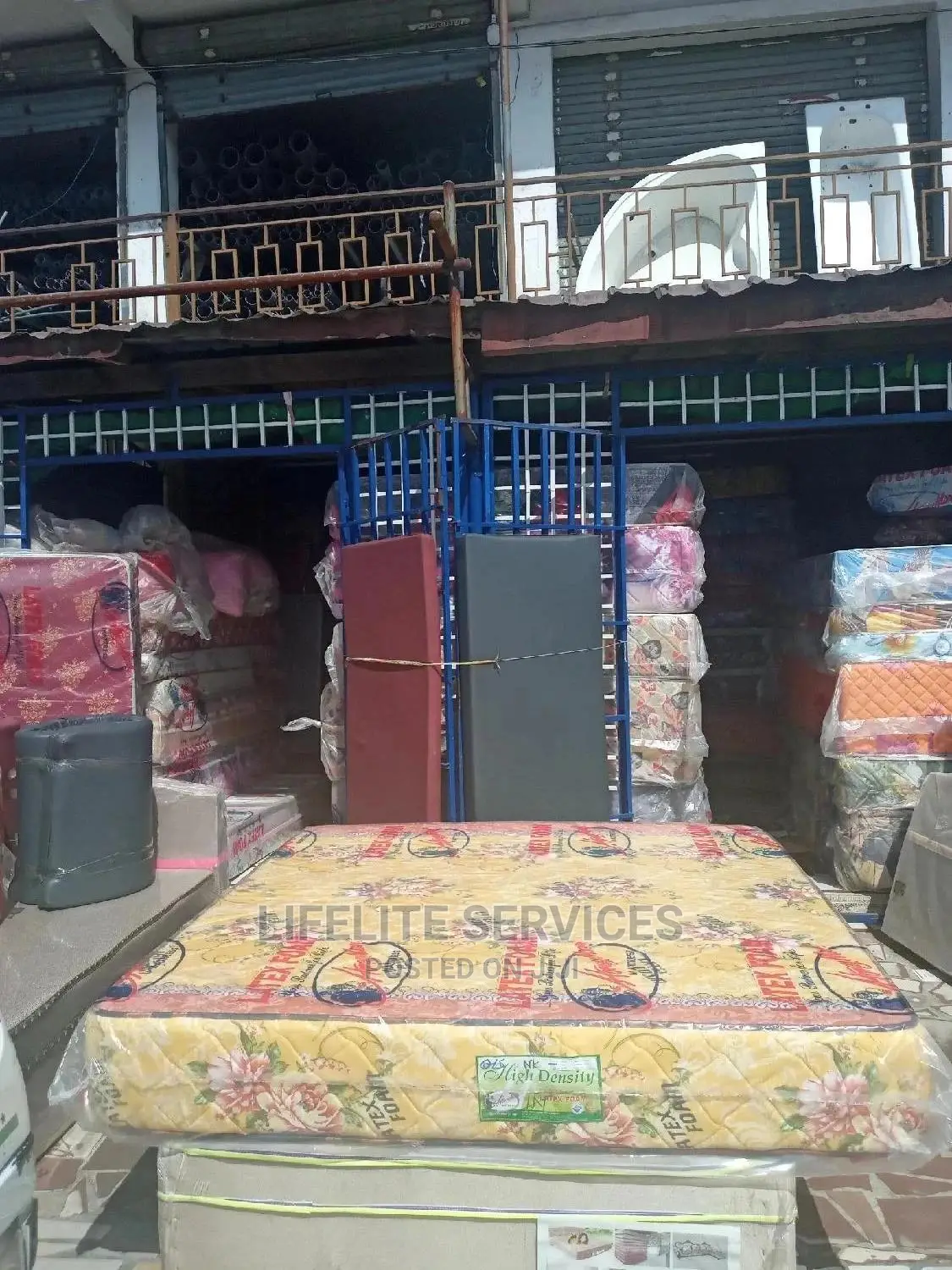 Queen Size Mattress 10 Inches