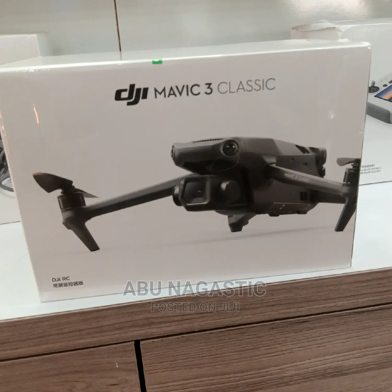 Mavic 3 Classic With Smart Controller