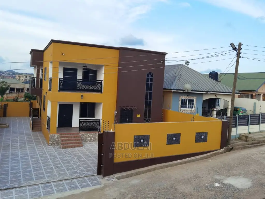 Furnished 4bdrm House in Kwanbya, Pillar 2 for sale