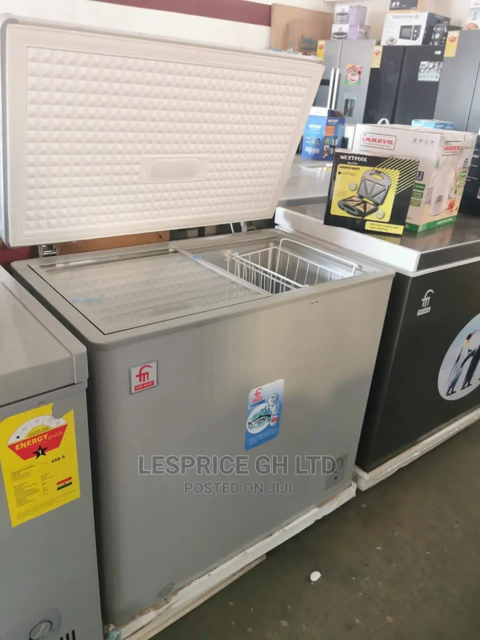 Fairmate Special Chest Freezer 200L