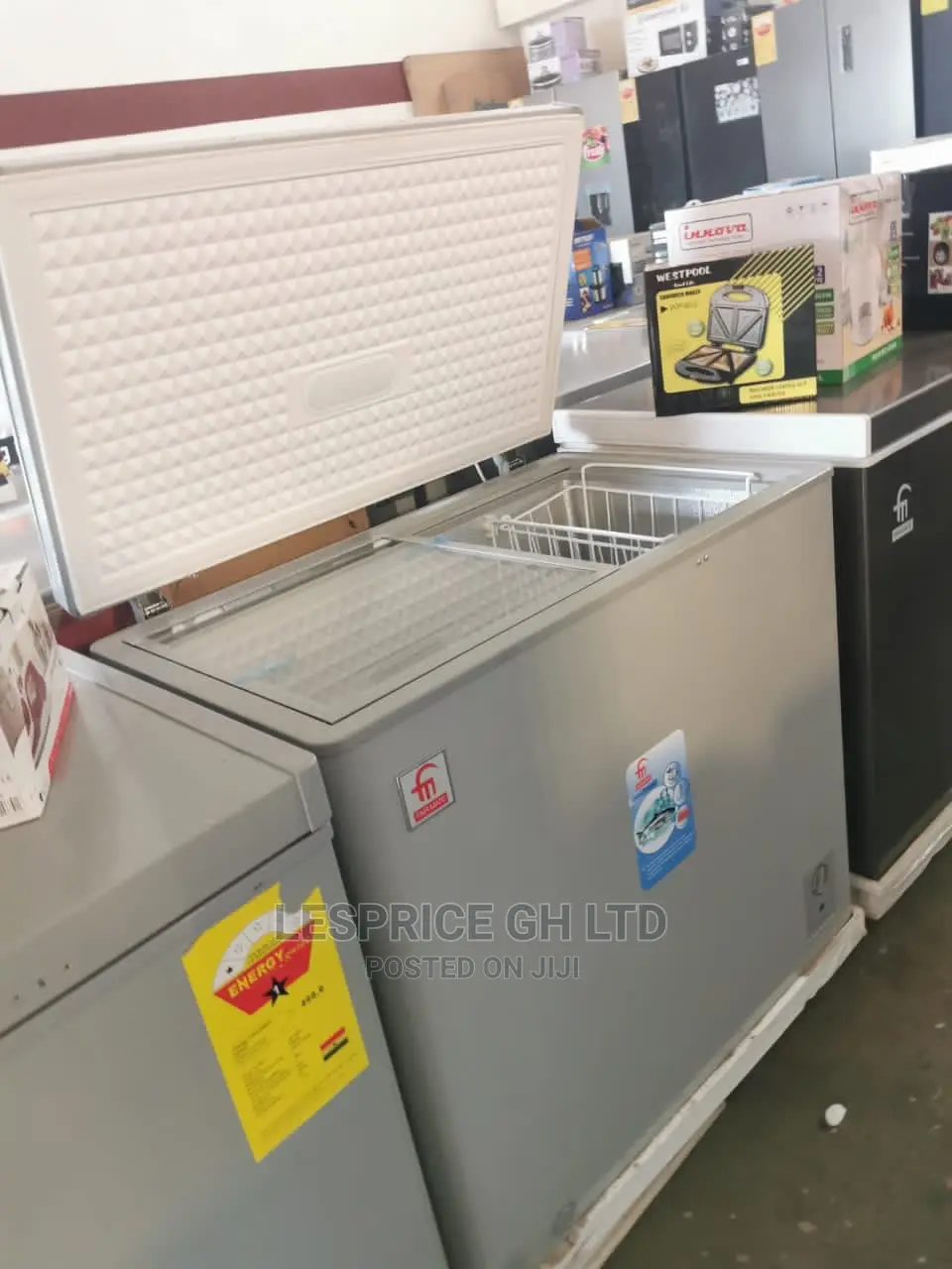 New Arrival 200L Fairmate Chest Freezer