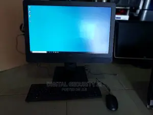 Desktop Computer Dell OptiPlex 3090 8GB Intel Core i5 SSD 128GB
