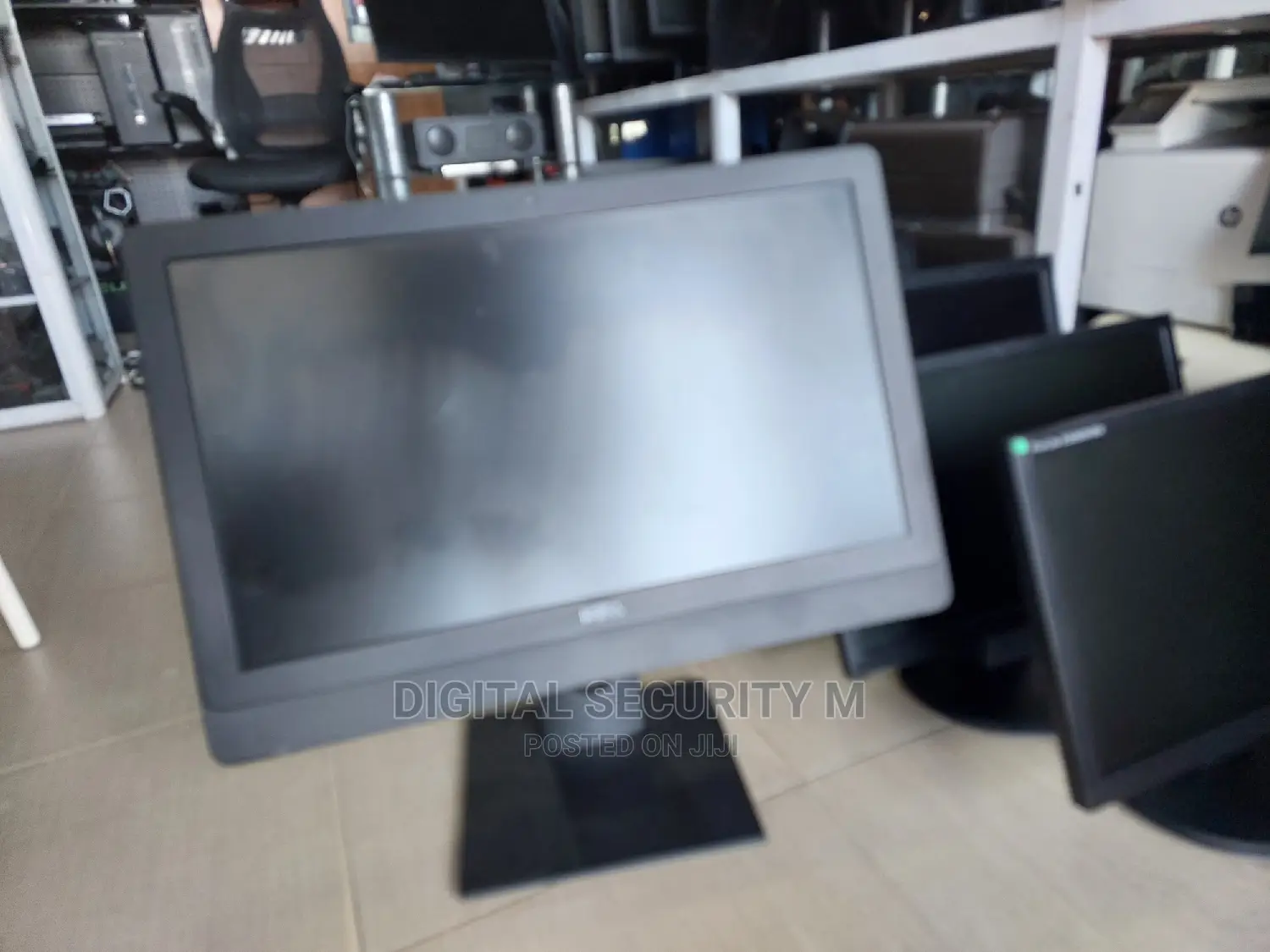 Desktop Computer Dell OptiPlex 3090 8GB Intel Core i5 SSD 128GB