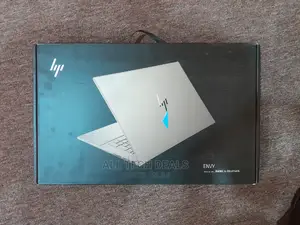 New Laptop HP Envy 17 16GB Intel Core I7 SSD 512GB