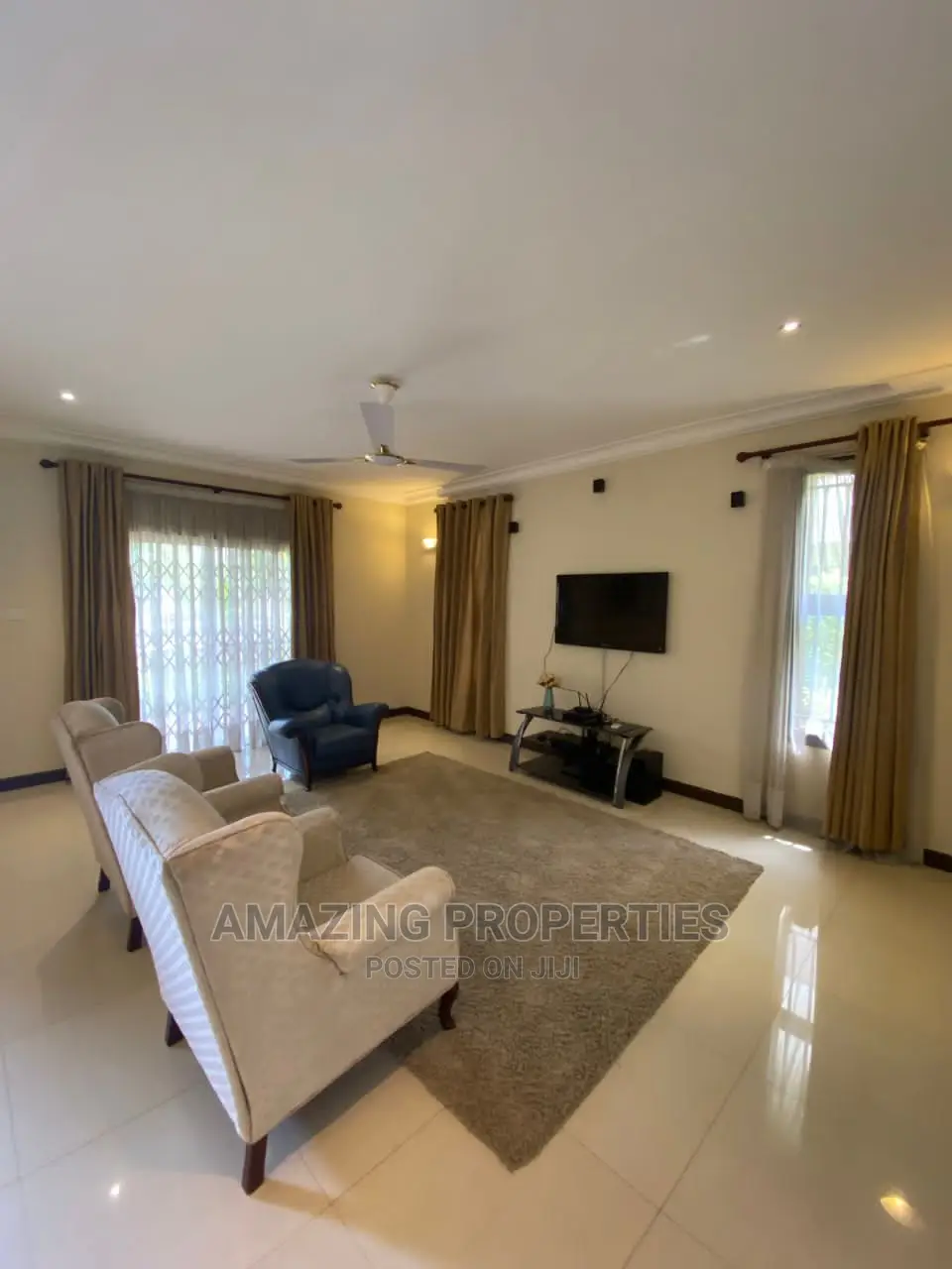 4bdrm House in Junction Mall Area for Rent
