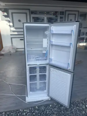 Rainbow Refrigerator 140 Litres Bottom Freezer