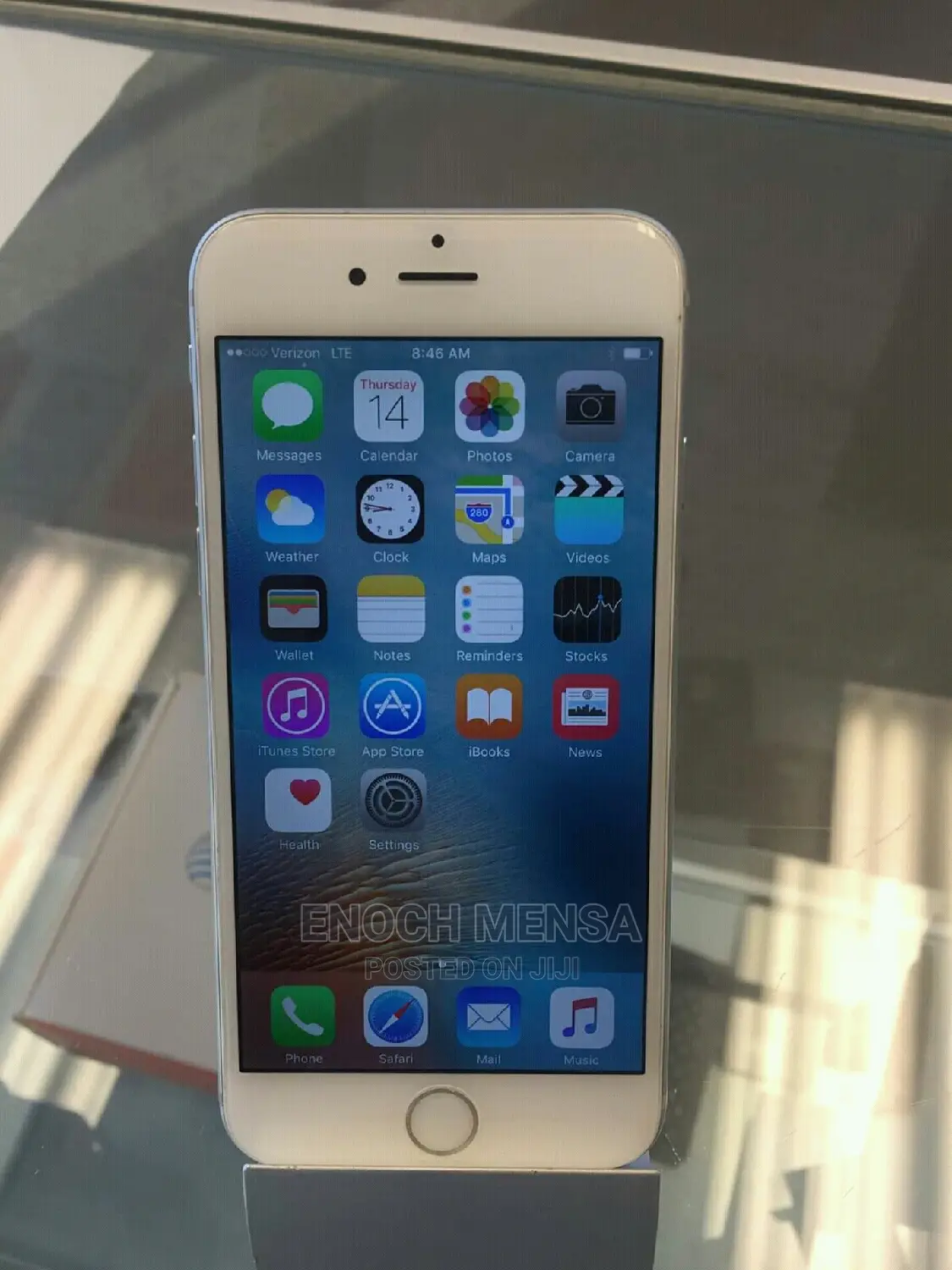 New Apple iPhone 5s 16 GB Silver