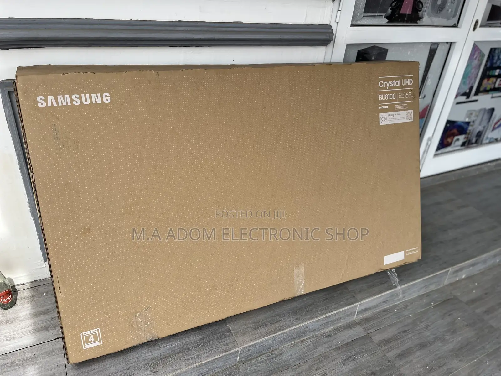 Samung 65” UHD Crystal Clear Tv With Smart Remotes