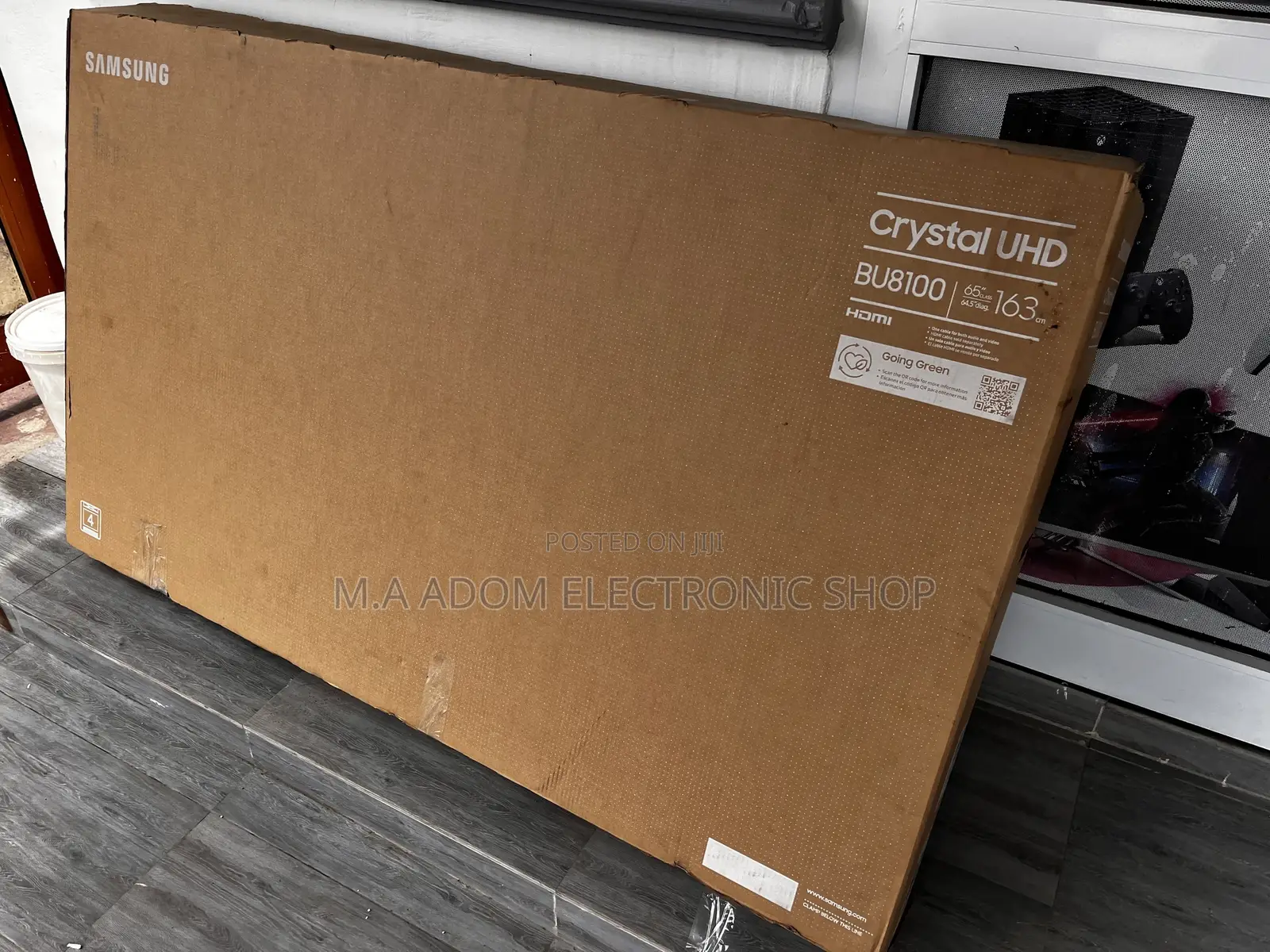 New Samsung 65” Crystal UHD Smart Tv