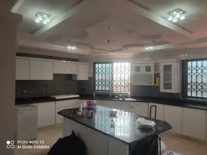 7bdrm House in Hilltop Gated, Kumasi Metropolitan for Rent