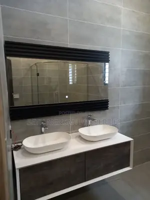 4bdrm House in Ashomang Estate for Sale