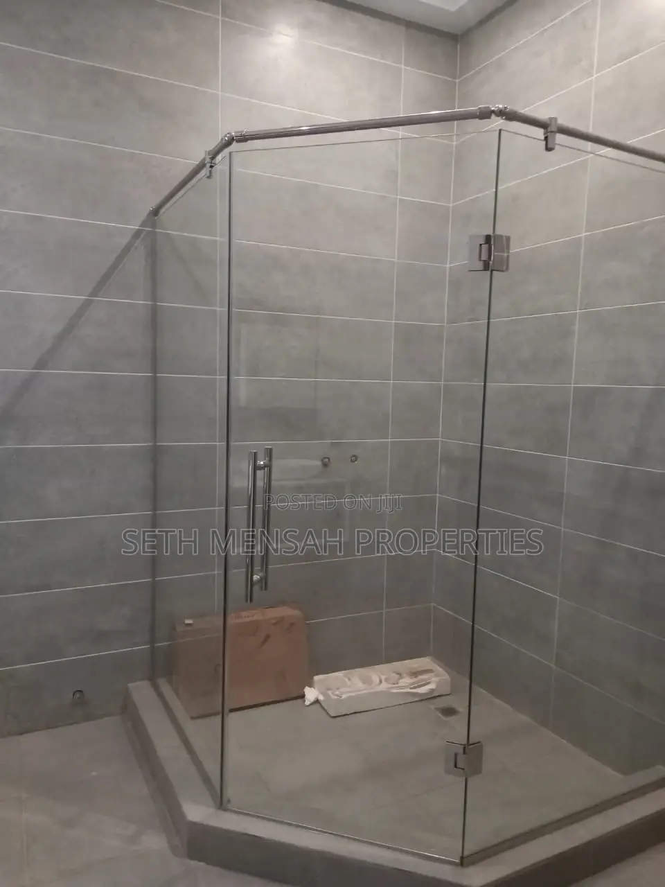 4bdrm House in Ashomang Estate for Sale