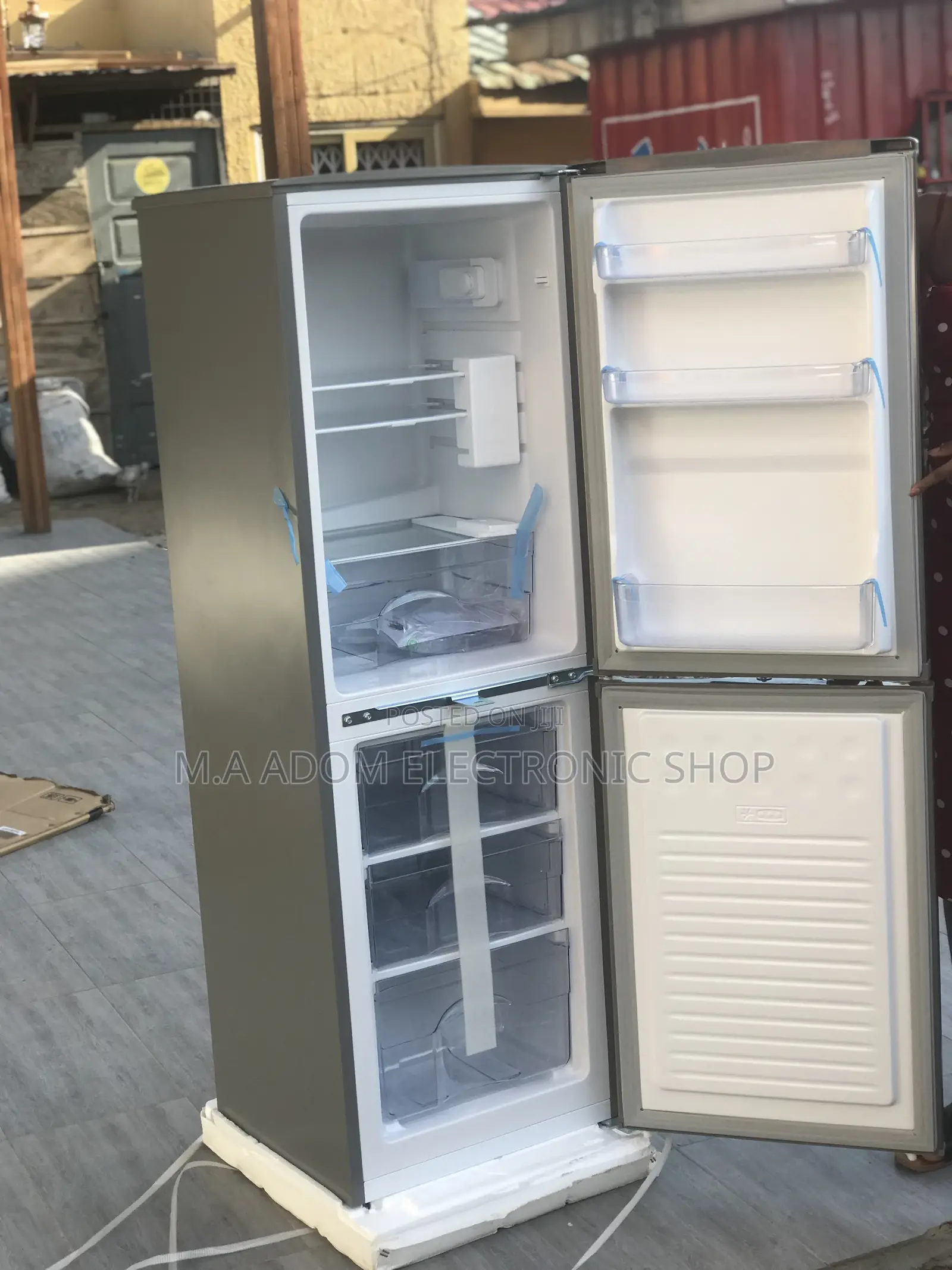 Currently Available Rainbow RF-200B 140 Liters Fridge