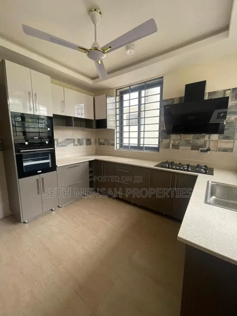 4bdrm House in Skm, American House for Sale