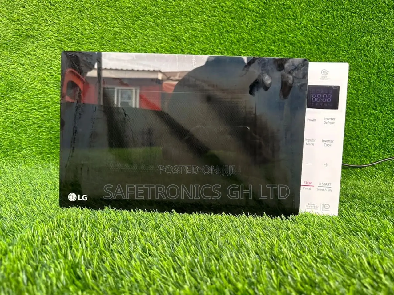 25 Liter “Solo” Neochef Microwave Oven , Glass Mirror Design