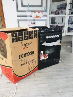 4 Burner Gas Cooker 50×50 Oven and Grill Ferre Black
