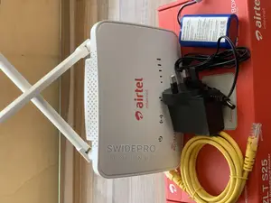 Universal 4g Router (All Sim ) With Back Up Battery