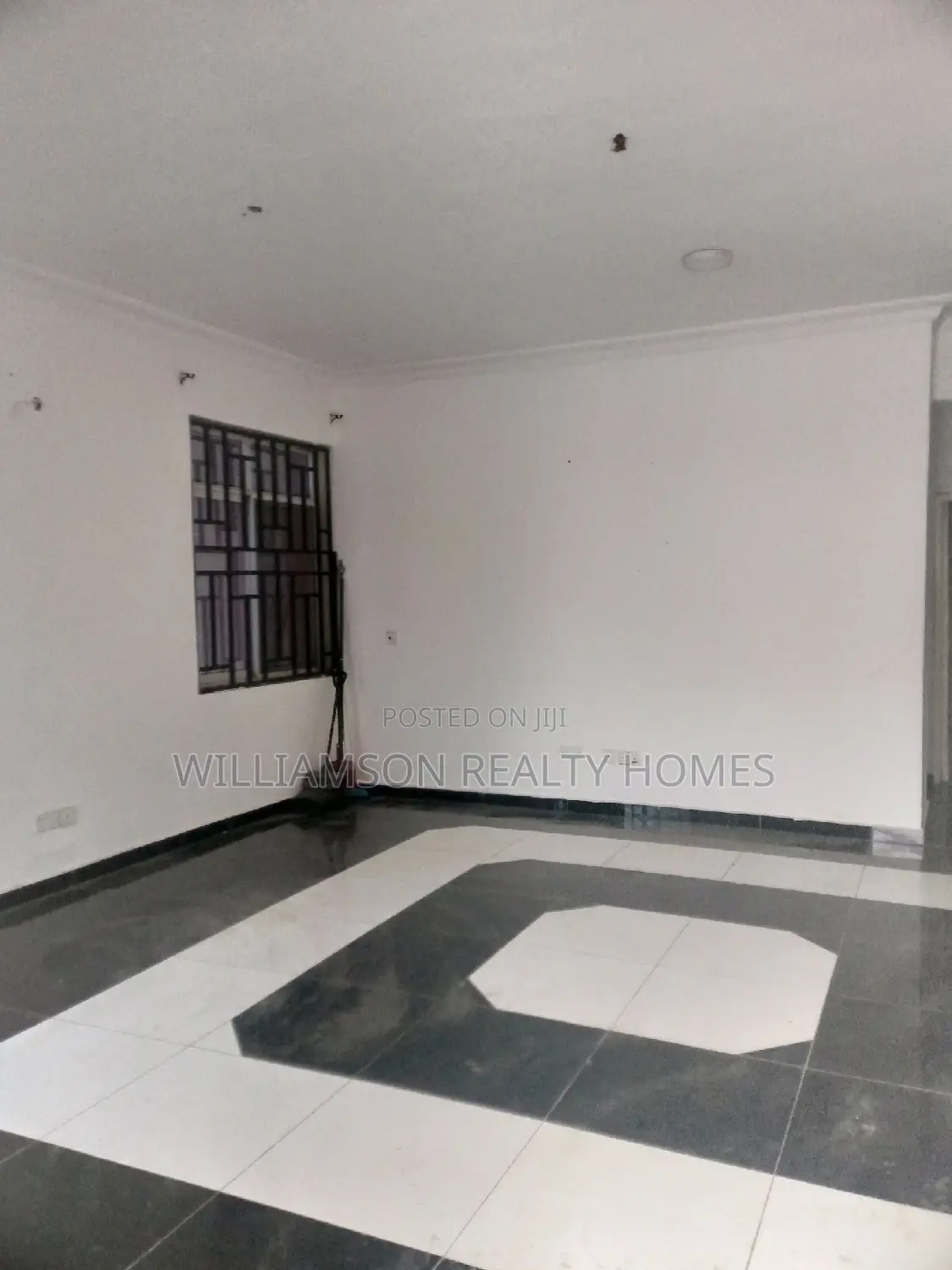 3bdrm Apartment in Community 18,, Spintex for rent