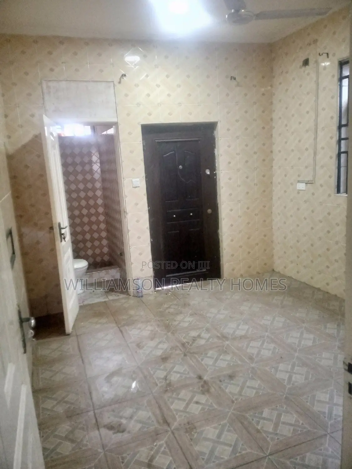 3bdrm Apartment in Community 18,, Spintex for rent