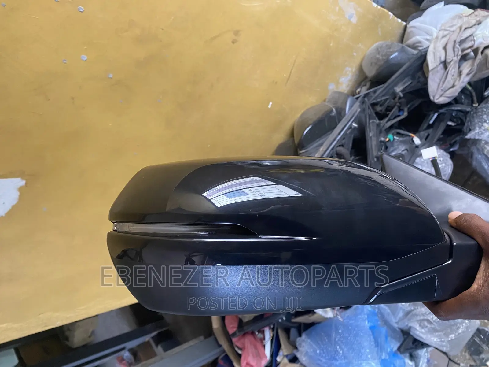 Honda Crv Side Mirror With Light And Sensor 2017 - 2022
