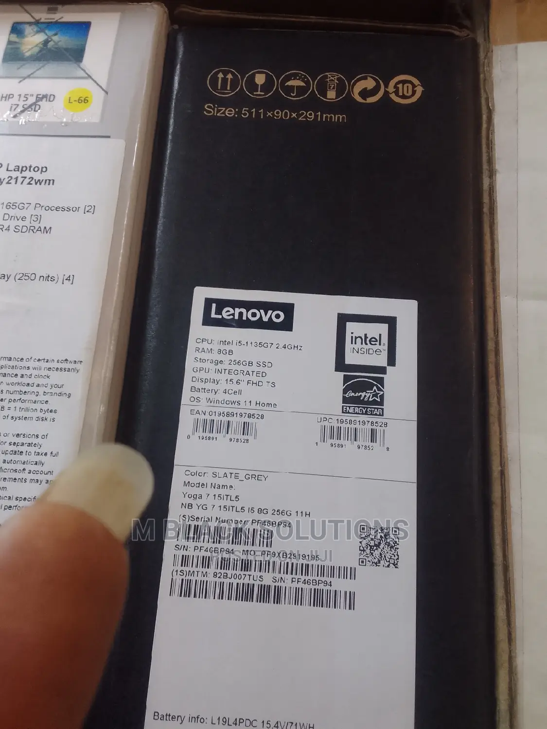 New Laptop Lenovo Yoga 700 8GB Intel Core I5 SSD 256GB