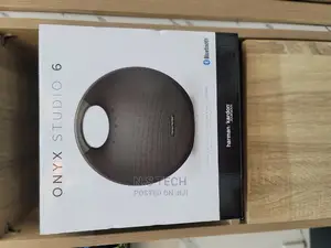 Harman Kardon Onyx Studio 6 Bluetooth Wireless Portables