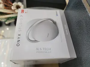 Harman Kardon Onyx Studio 6 Bluetooth Wireless Portables