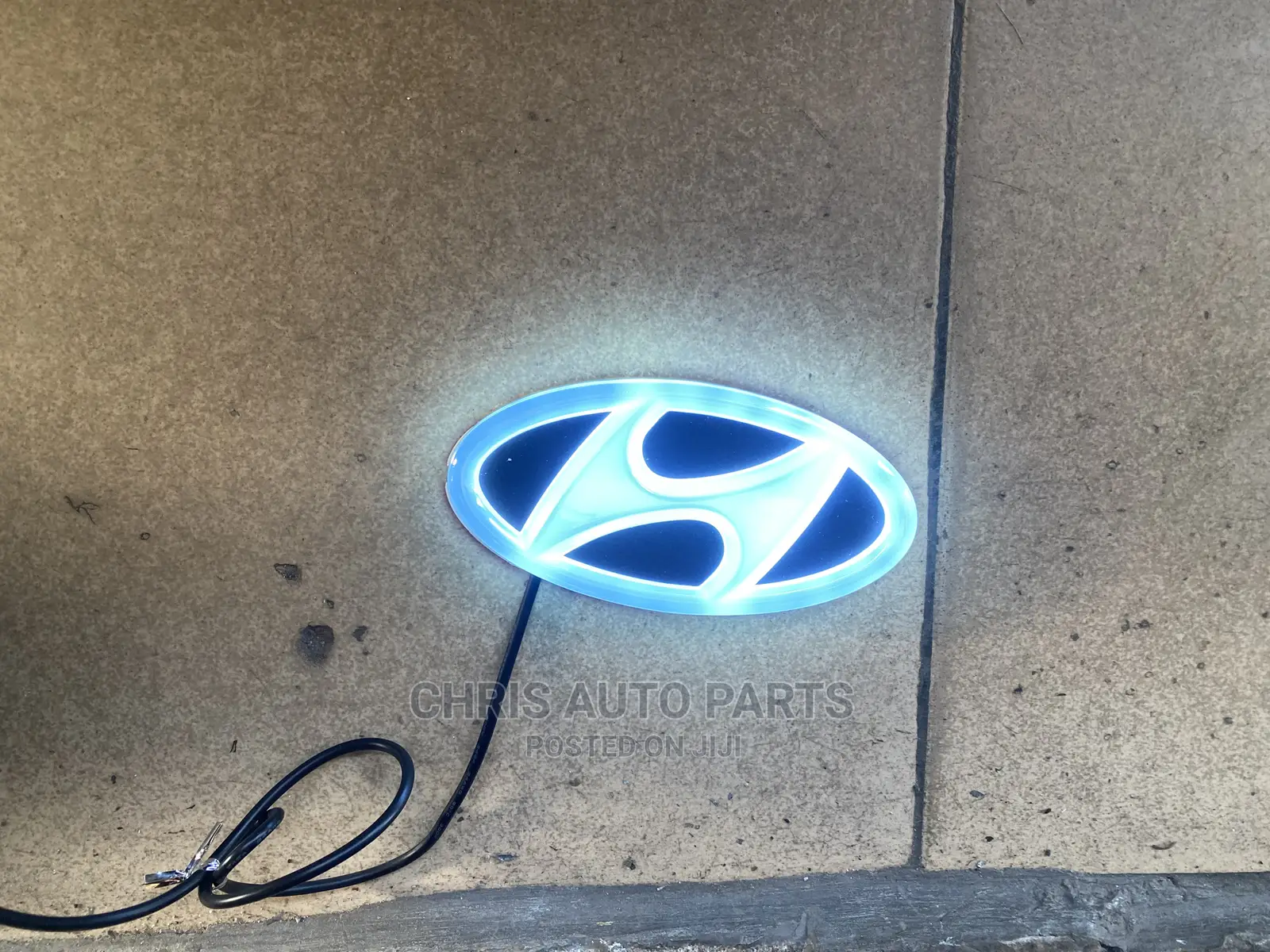 Hyundai Led Crown