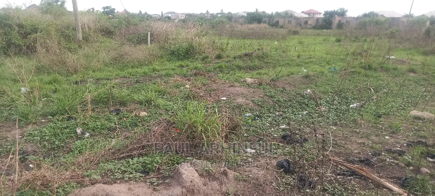 Plots at Kasoa