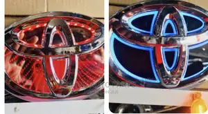 Toyota Corolla Glass N Led Crown