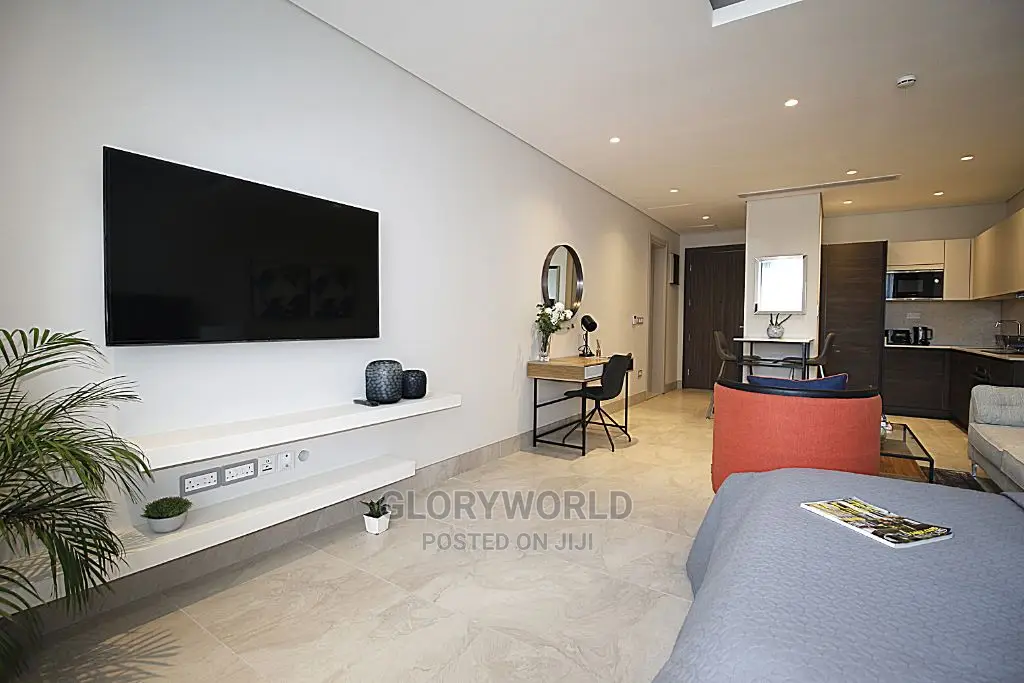 Luxurious Furnished Studio Apartment at Labone