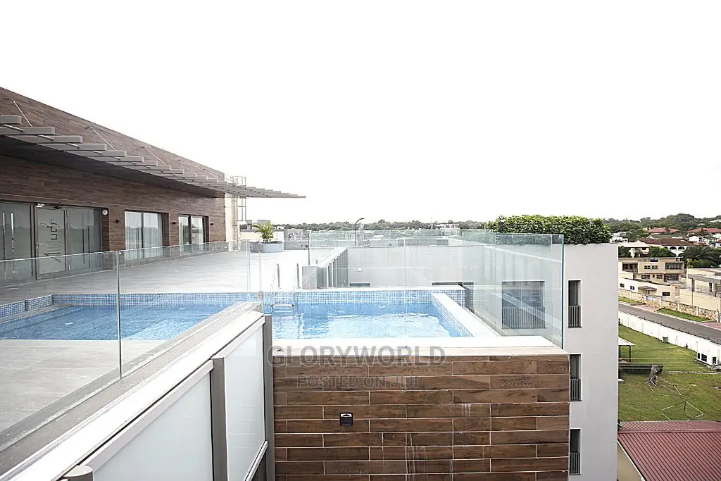Luxurious Furnished Studio Apartment at Labone