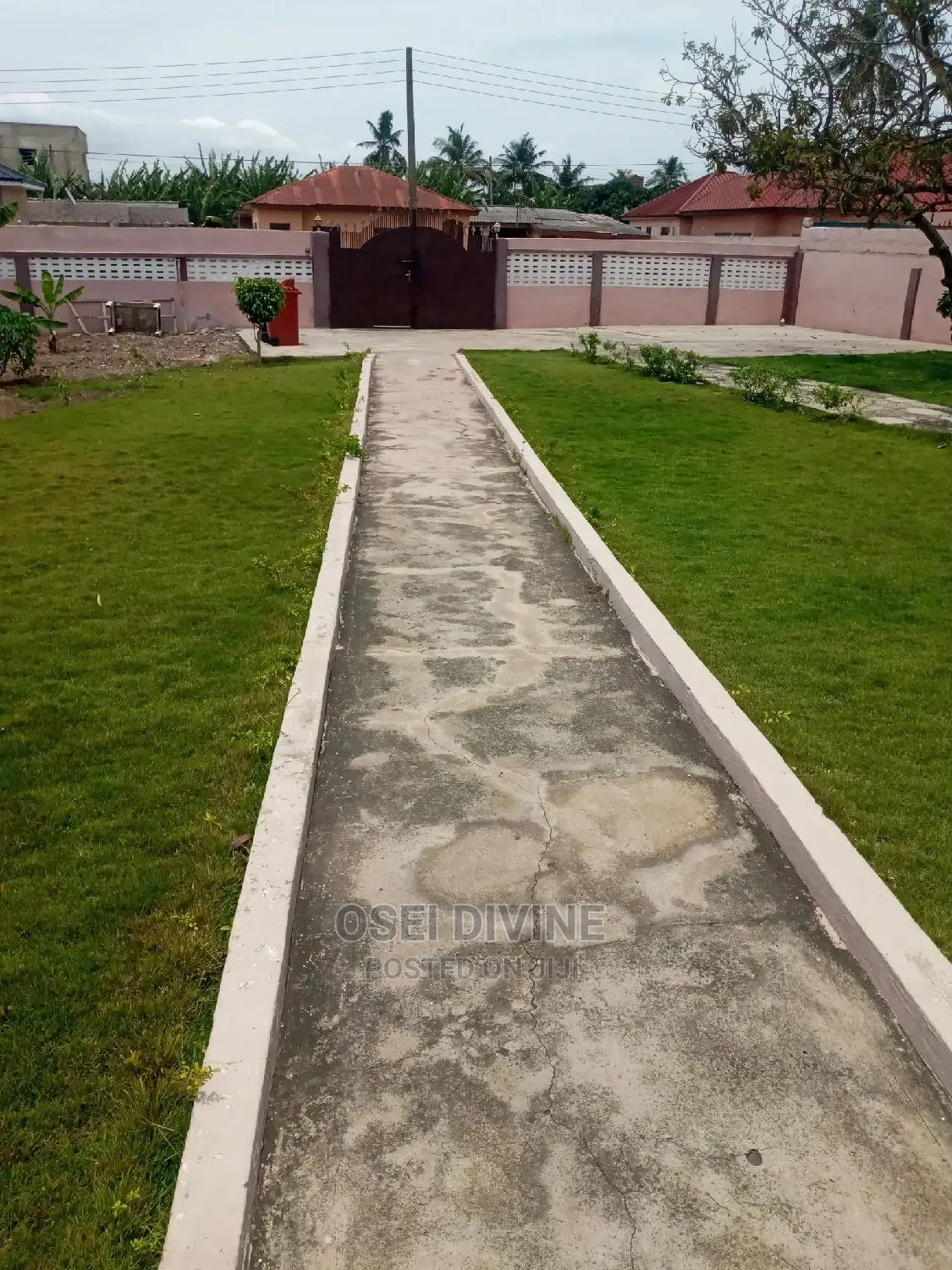 Awesome 3-Bedrooms S/C Apartment