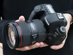 Canon 6D Mark Ii With Original 85mm Lens