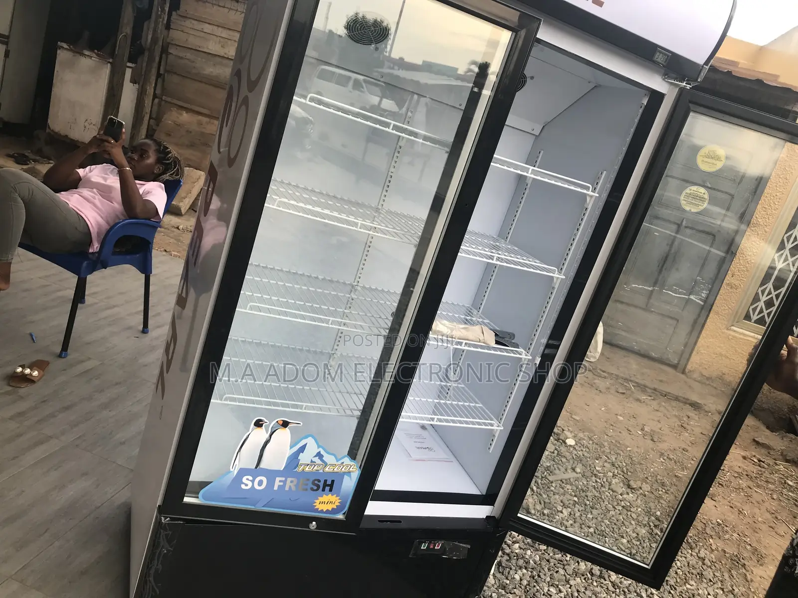 Amazing Pearl PVC 73 568litres Display Fridge