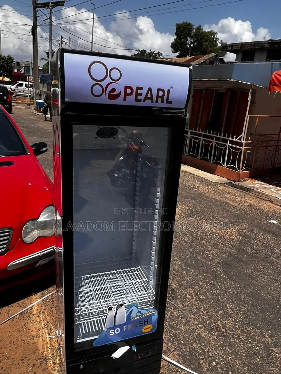 Beverage Pearl PVC-37 Display Fridge