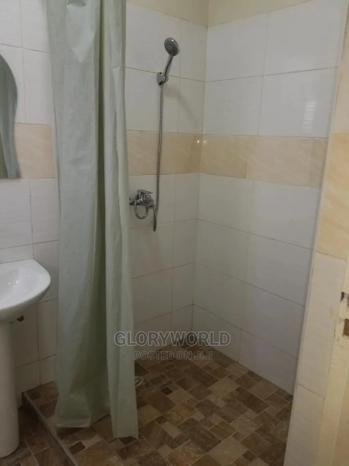 2bdrm Apartment in Lashibi for rent