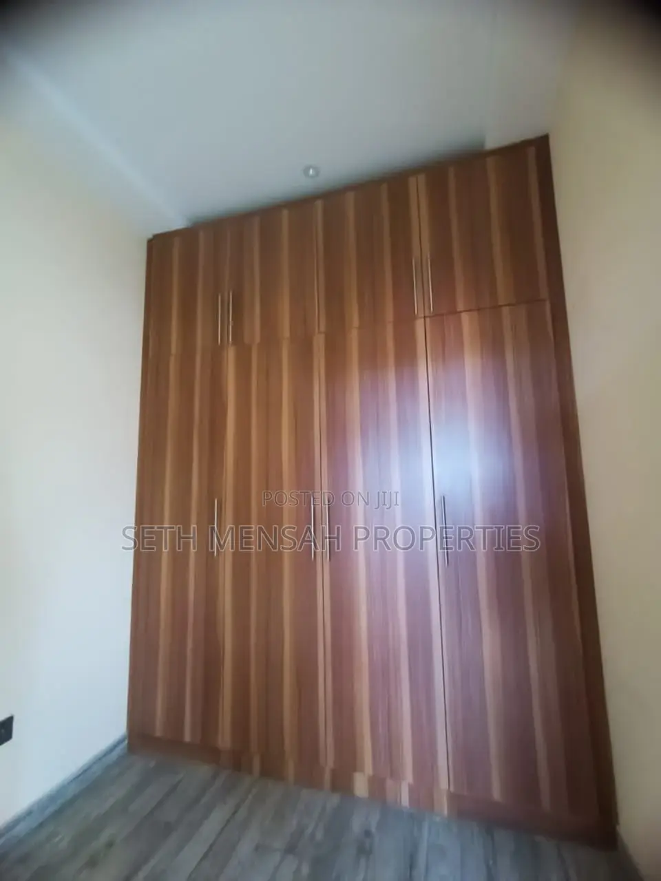 3bdrm Apartment in Skm, Bawaleshie for Rent