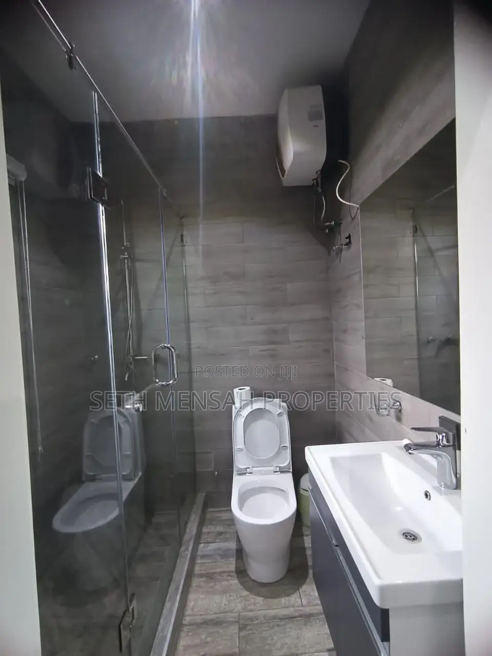 2bdrm Apartment in Skm, East Legon for Rent