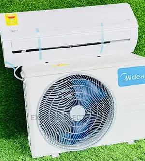 Built in Drain Pump Split Midea R410 1.5hp AC